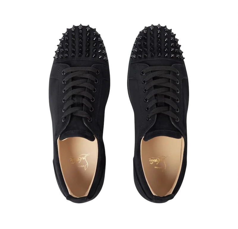 Louis junior spikes